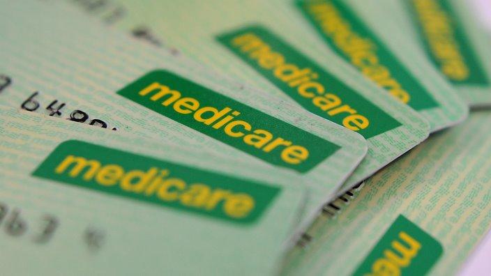 Alert about fake Medicare emails targeting Australians, warning of phishing and data theft risks.
